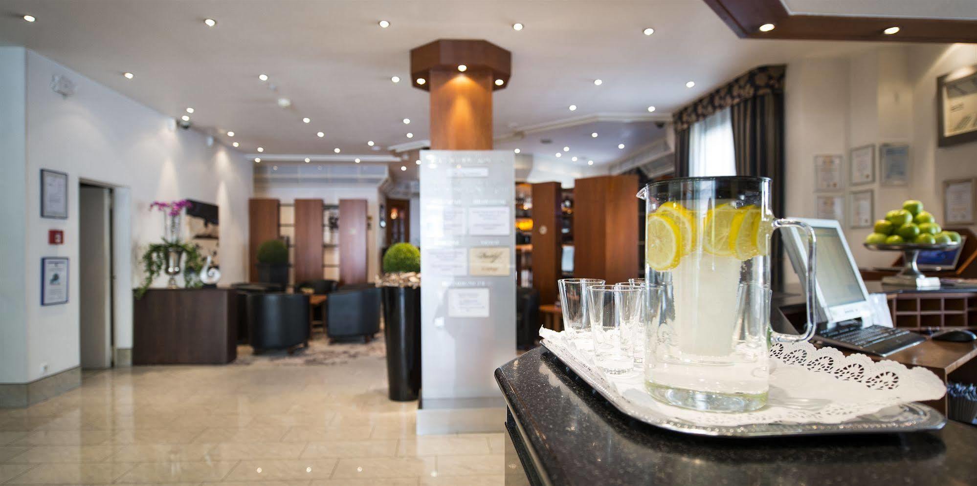 Holiday Inn - The Niu, Stream Moenchengladbach Zewnętrze zdjęcie